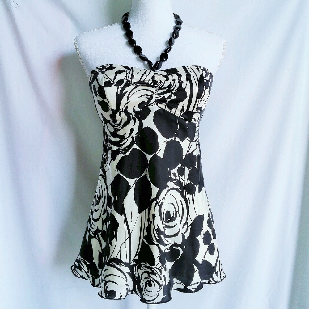 White House Black Market top, size S